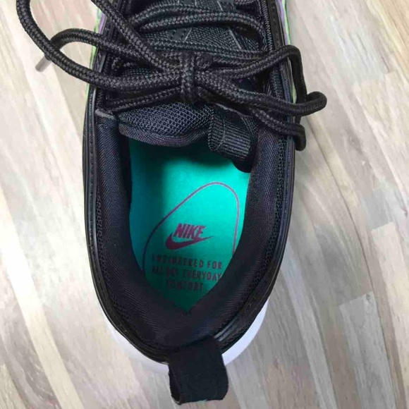 NWT  Nike Air Max 97 Black Grape  W AUTHENTIC - Picture 7 of 8